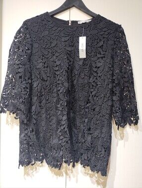 WD.NY Black Floral Lace Short Sleeve Blouse